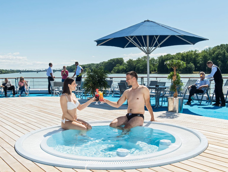 jacuzzi efter cykeltur | MegaSport Travel